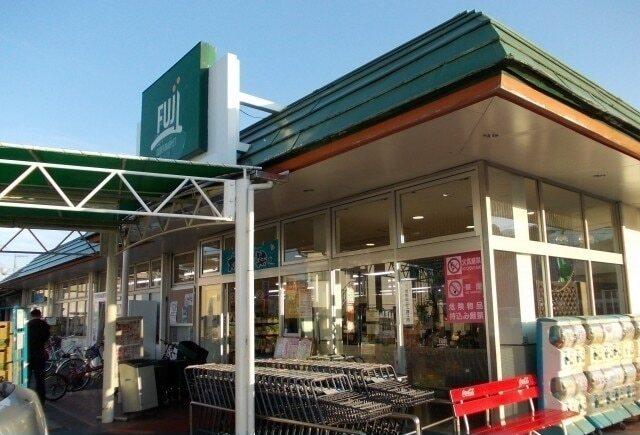 ＦＵＪＩスーパー塚原店：130m