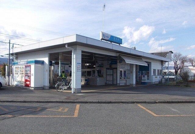 小田急線・富水駅：900m