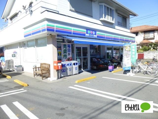 ローソン・スリーエフ国府津岡店：311m