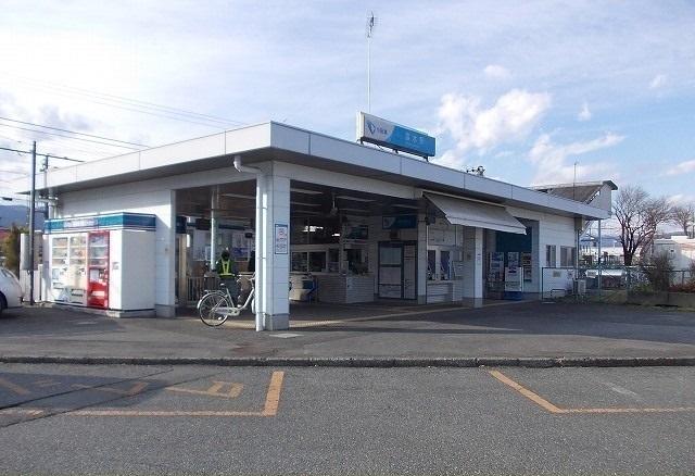 小田急線・富水駅：1760m