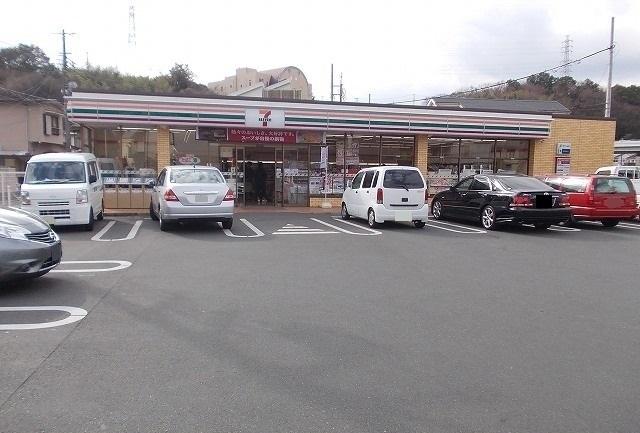セブンイレブン多古店：1000m