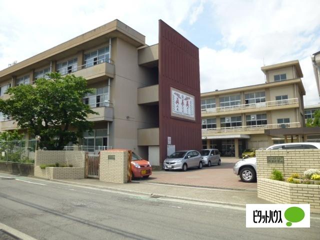 小田原市立鴨宮中学校：746m