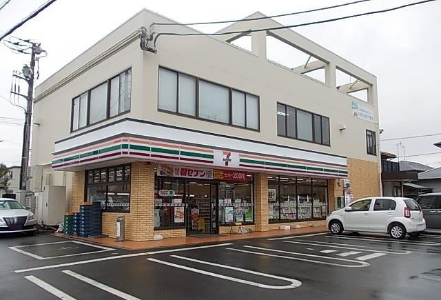 セブンイレブン南鴨宮店：450m