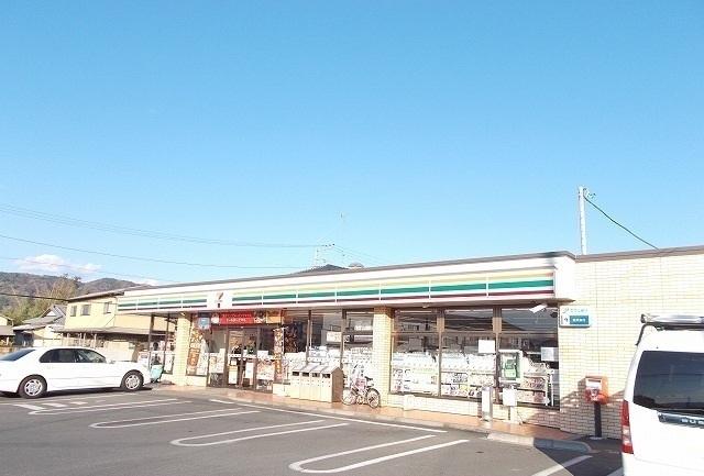 セブンイレブン別堀店：270m