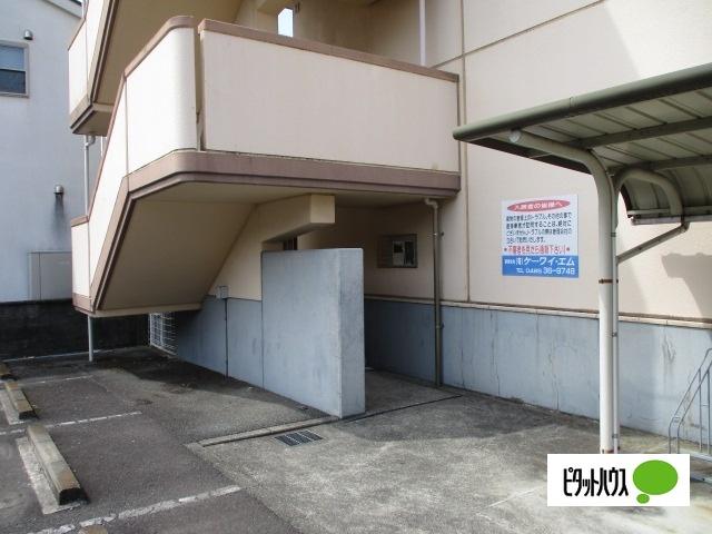 第8木村ハイツ（305） エントランス