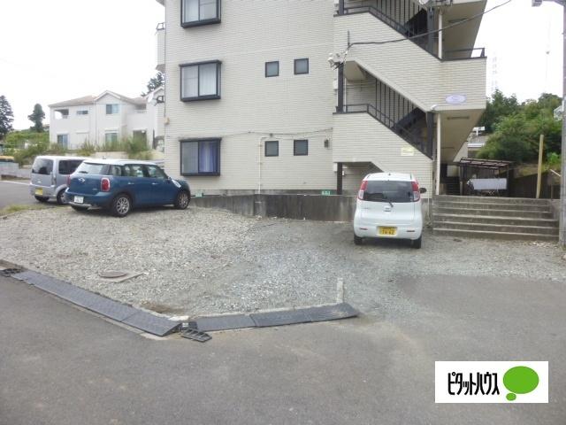 セレーノ（久野）（303） 駐車場