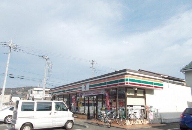 セブンイレブン成田北店：190m