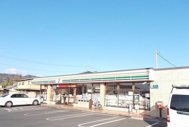 セブンイレブン別堀店：240m