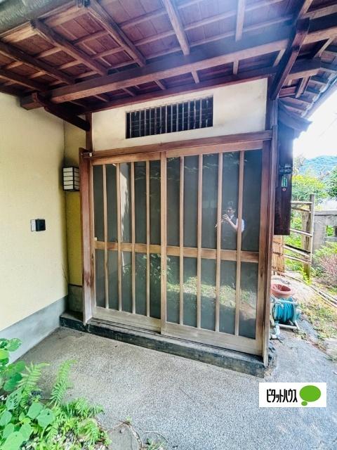 足柄下郡湯河原町宮上（理想郷） 玄関