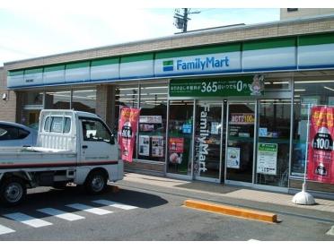 ファミリーマート西尾住崎店：350m