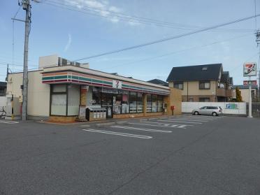 ｾﾌﾞﾝｲﾚﾌﾞﾝ 安城二本木新町店：567m