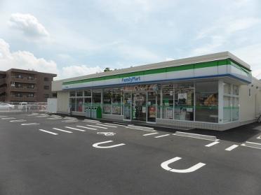 ﾌｧﾐﾘｰﾏｰﾄ 知立鳥居店：758m