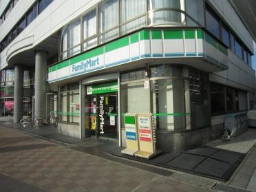 ﾌｧﾐﾘｰﾏｰﾄ 刈谷駅南口店：298m