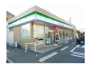 ﾌｧﾐﾘｰﾏｰﾄ 刈谷一ﾂ木七丁目店：737m