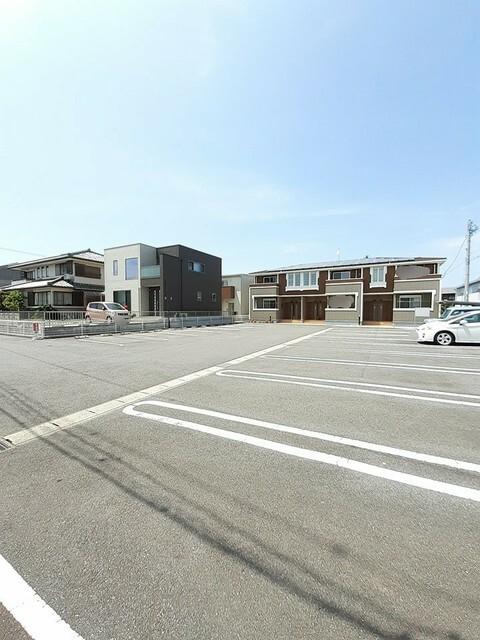 アイリン　タウン　Ｃ（201） 駐車場