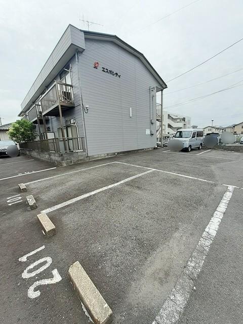 エスポシティ（203） 駐車場