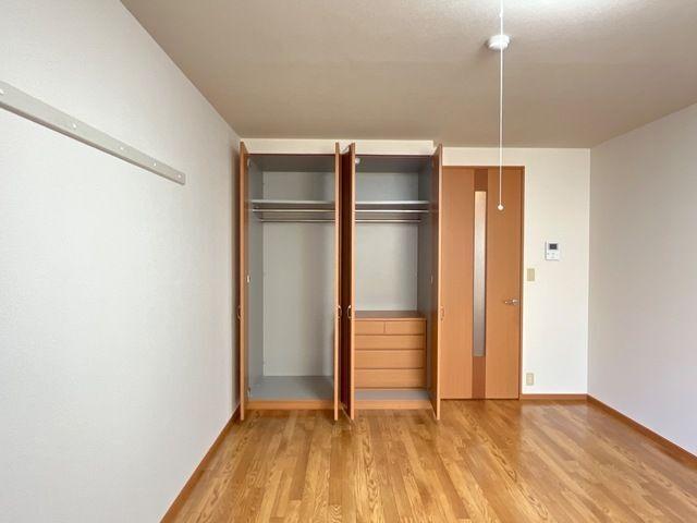コンフォール三宅（205） 収納