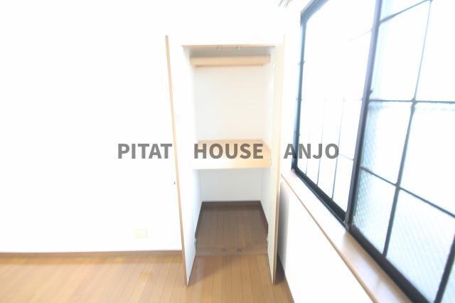 Pure Heights 外山A･B（B102） 室内
