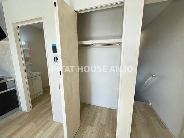 Garage Villa 西岡崎（105） 収納