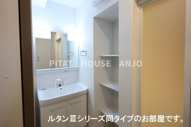 アイリス横山Ａ（301） 洗面