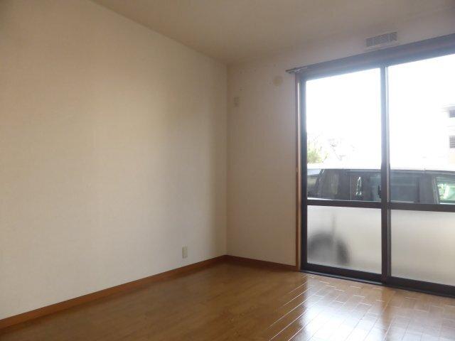 サンビレッヂさくら　B（102号室） 室内