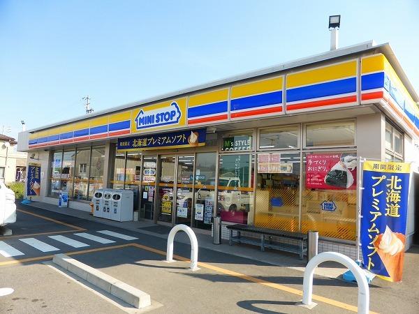 サン　ルミエール（102） 部屋画像