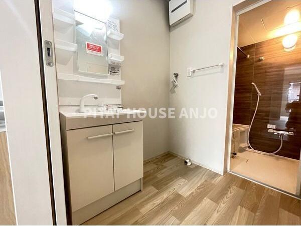 Garage Villa 西岡崎（109） 洗面