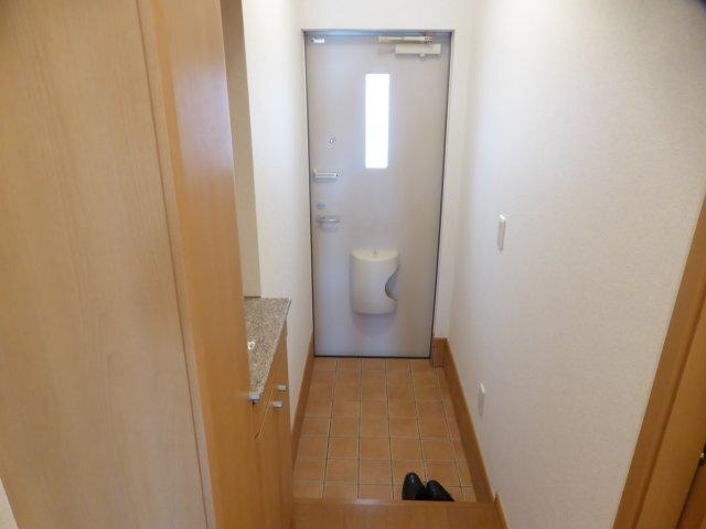 優翔（ゆうしょう）（106） 玄関
