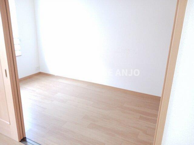 エバーグリーン（203） 部屋画像