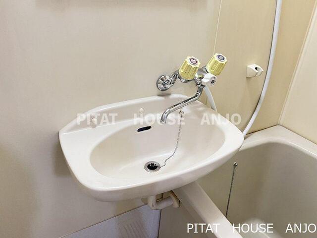 ＭＡＧＮＯＬＩＡ　ＨＯＵＳＥ（112） 洗面
