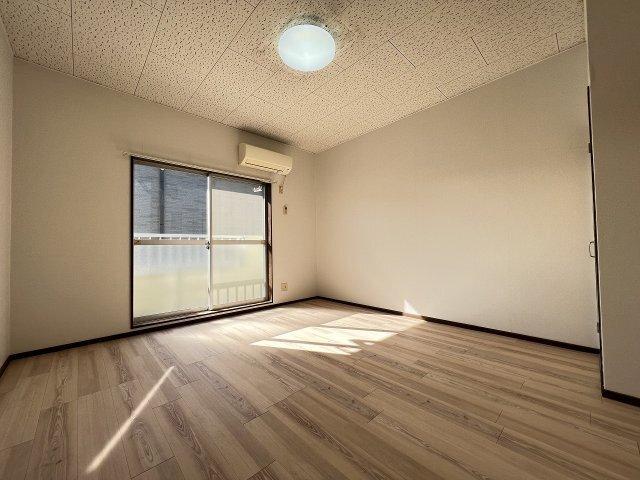 ヴィバリーヒルズ（105） 部屋画像