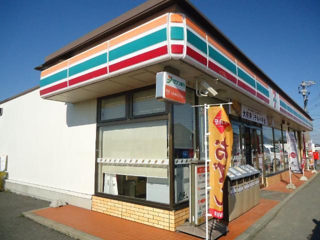 セブンイレブン一色味浜店：1023m