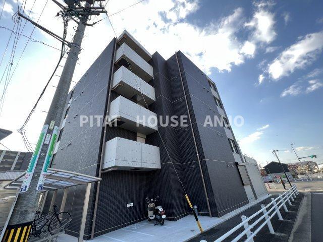 G VIVRE　岡崎駅前（408） 外観