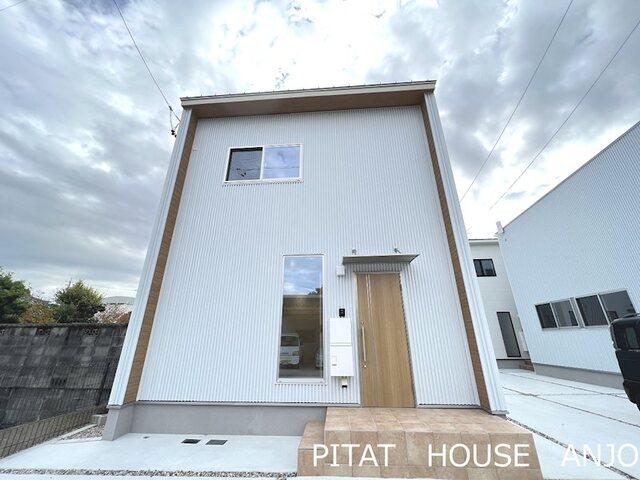 クワテュオール沓市場（B） 外観