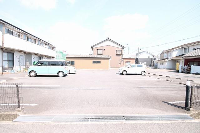 Ｃａｓｐｉ（106） 駐車場