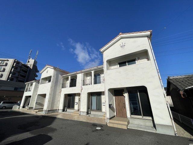 富士松駅より徒歩3分 築8年4ヶ月 2階建の賃貸物件