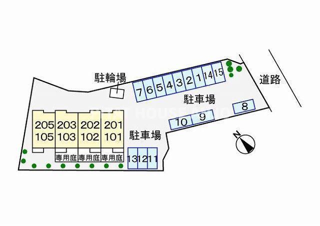 ピクシーハウス（103） 駐車場