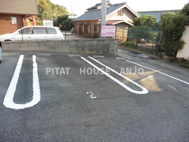 アメニティハイツ（101） 駐車場