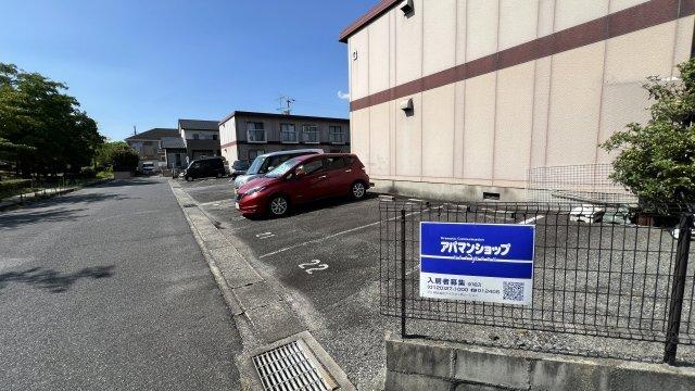 パークハウス二本木　Ｃ（105） 駐車場