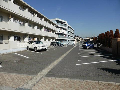 エクステージ（108） 駐車場