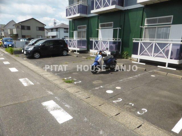 パームタウン東栄（102） 駐車場