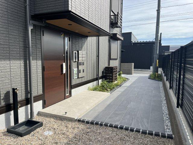 D-avance小川町（301） エントランス