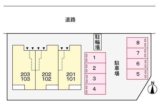 ポリミエール（102） 駐車場