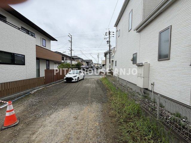 仮称)知立ガレージハウス（B） エントランス