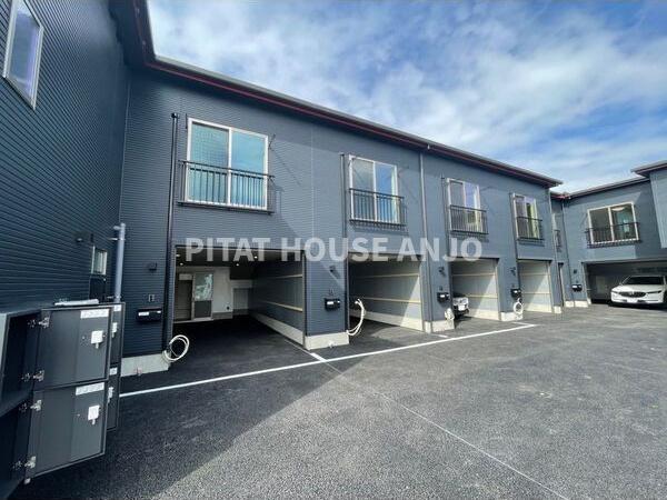 Garage Villa 西岡崎（109） 外観