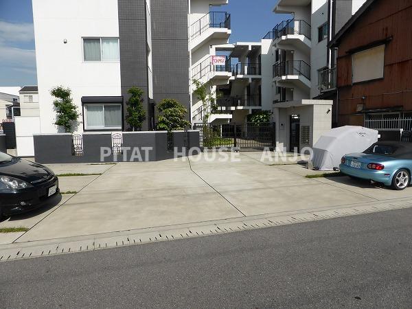 STAR　GATE（103） 駐車場