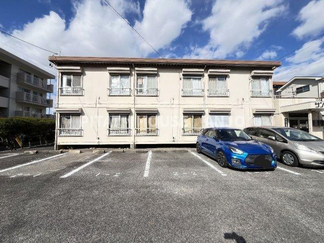 シャトレ住吉（102） 駐車場