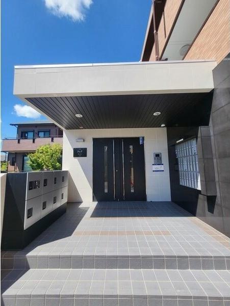 S&F Mansion（102） エントランス
