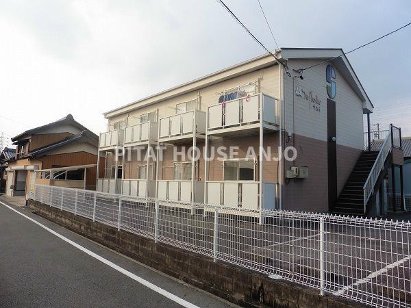 Surplus　One　サカイ（102） 外観