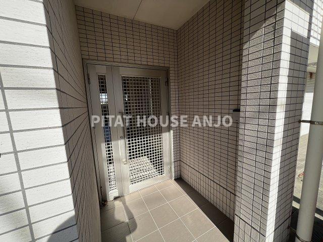 Kビル三河安城本町（303） エントランス